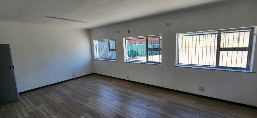 To Let commercial Property for Rent in Beaconvale Western Cape